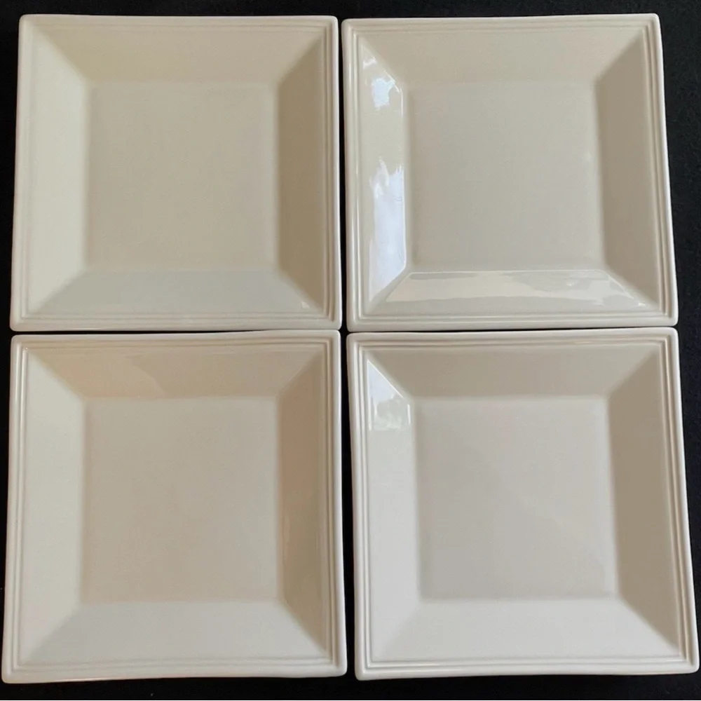 Williams Sonoma Cream Hudson  square plates 7”made in portugal set of 4 A11